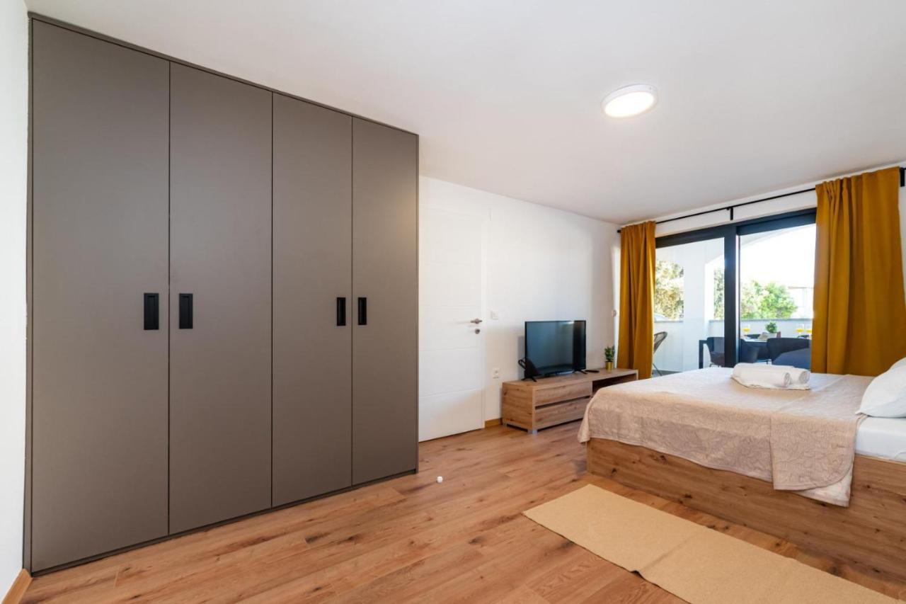 Villa Marta מאנדרה מראה חיצוני תמונה